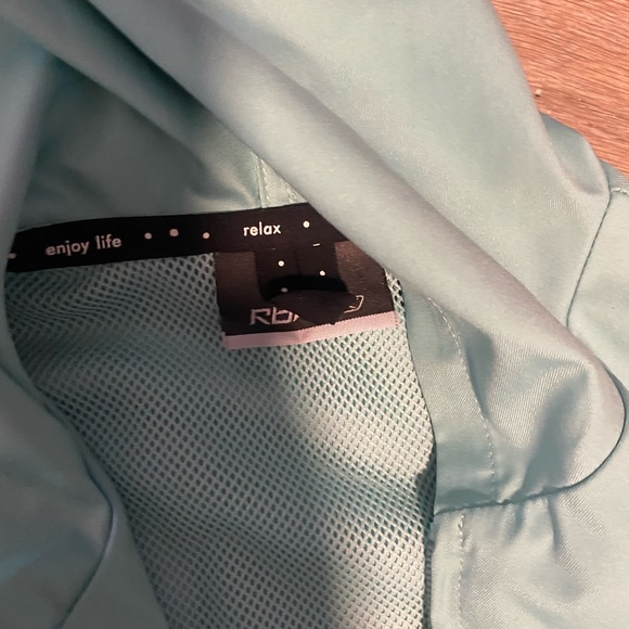 Reebok lightweight jacket - Picture 2 of 3
